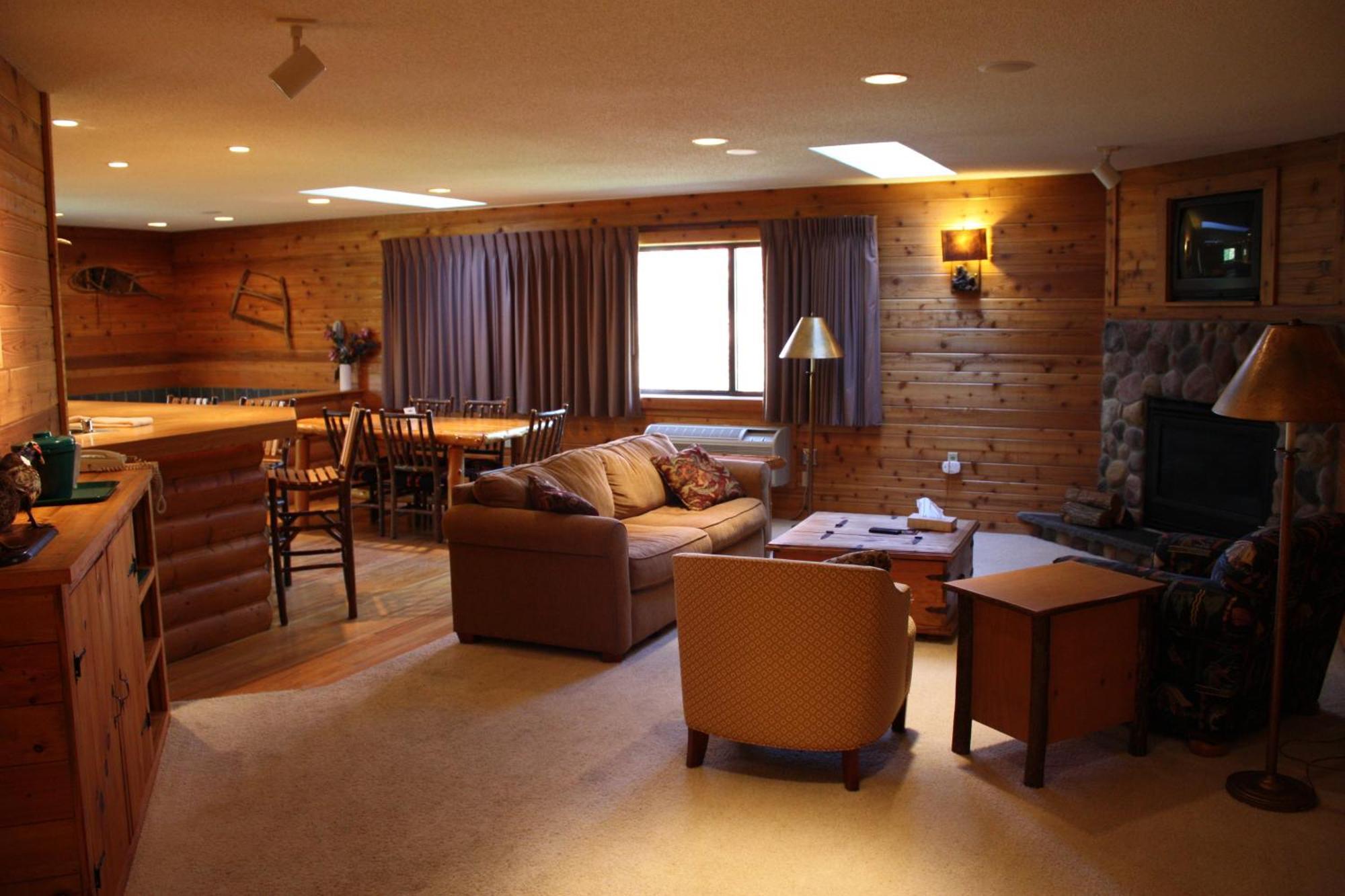 The Lodge At Crooked Lake Siren Kamer foto